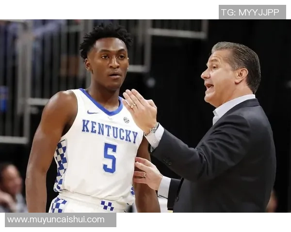 伊曼纽尔奎克利的崛起之路：从新秀到球队核心的成长历程