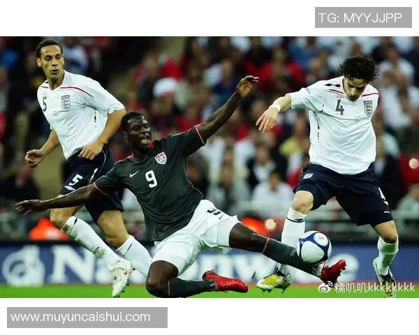 阿积士与热刺激战正酣谁能在欧冠赛场上笑到最后